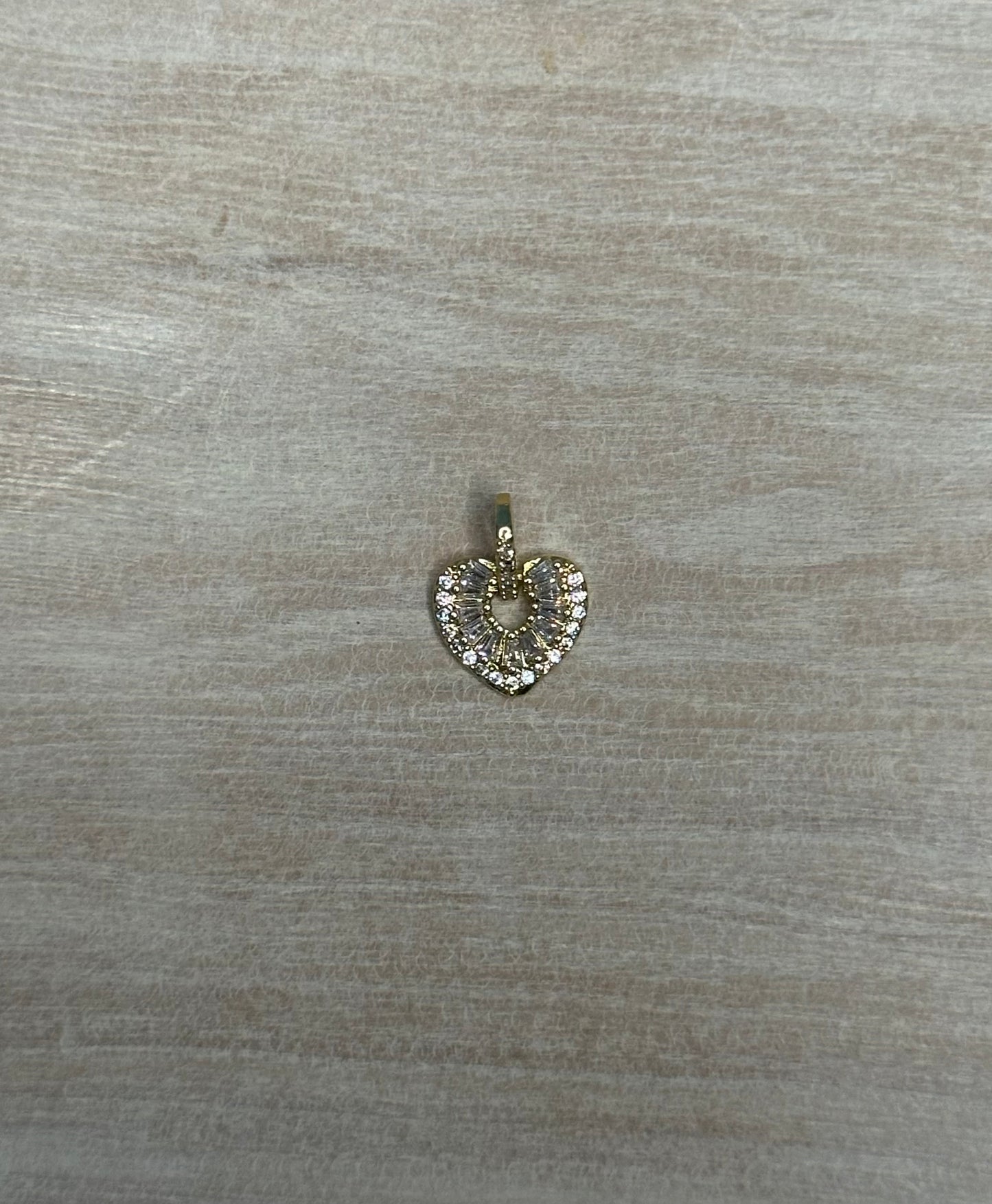 Pavè Heart Charm