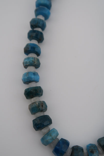 Paros Necklace