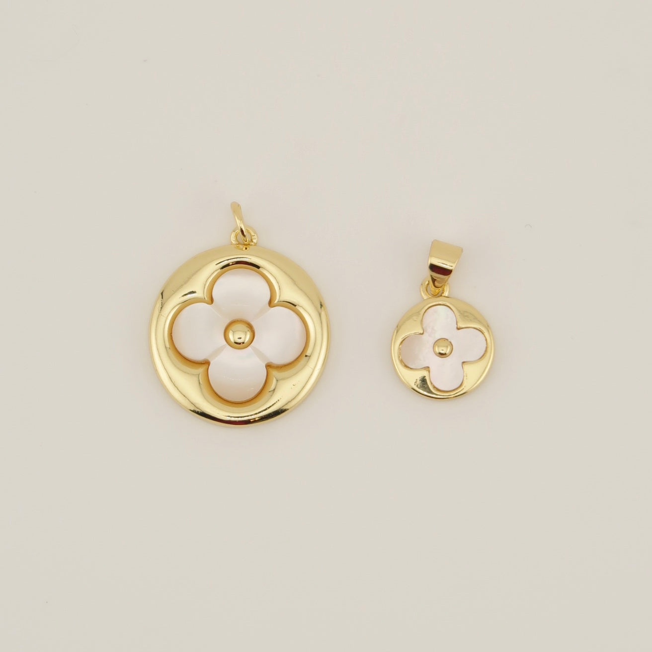 Clover Charm