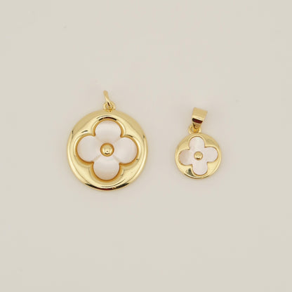 Clover Charm