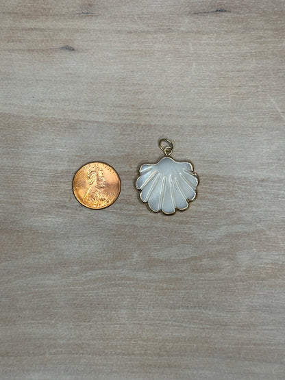 Pearly Shell Charm